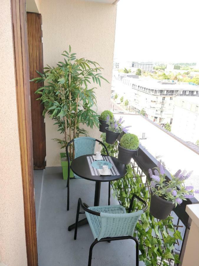 Le Parisien T1Antony-Berny By Beds4Wanderlust - 35M2 Avec Balcon - Aeroport Orly 5Miles - Train Station Rer B Orlyval 1Mile Lägenhet Exteriör bild