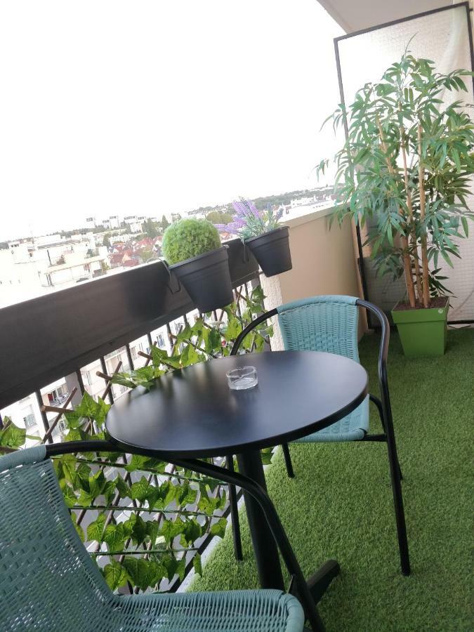 Le Parisien T1Antony-Berny By Beds4Wanderlust - 35M2 Avec Balcon - Aeroport Orly 5Miles - Train Station Rer B Orlyval 1Mile Lägenhet Exteriör bild